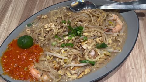 Always Long Queue! The Most Popular Fried Hokkien Mee! Singapore Street Food