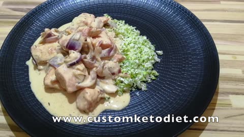 Keto Creamy Chicken.