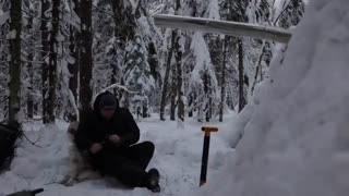 How to spend the cold winter on an island in the Arctic Circle. Survival skills5