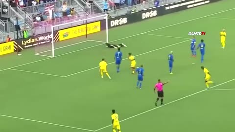 Ronaldinho-Goals-That-SHOCKED-The-World