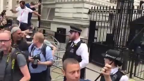 British patriots in London want Tommy Robinson released from prison.