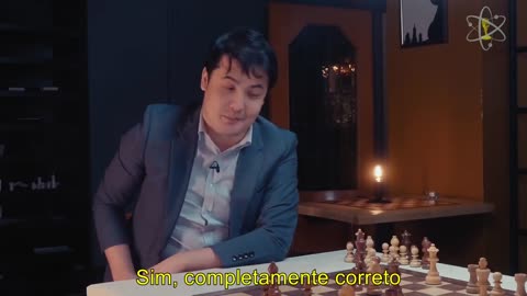 MAGNUS CARLSEN TEM SUA MEMÓRIA TESTADA QUANTO A POSIÇÕES DE PARTIDAS DE XADREZ HISTÓRICAS_ Legendado