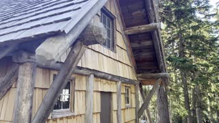 The Beautiful Tilly Jane A-Frame Log Cabin Shelter – Mount Hood – Oregon – 4K