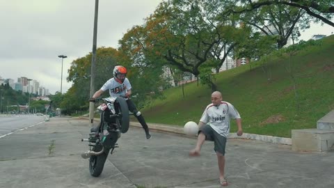 Crazy motorcycle rider in Sao Paulo