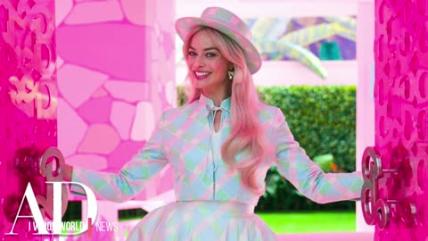 Barbie Land July 21theaters-Margot Robbie SaysClueless Wardrobe Helped Inspire Fashion in Barbie