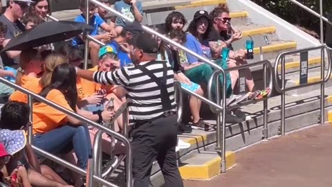 Tom The Famous Seaworld Mime