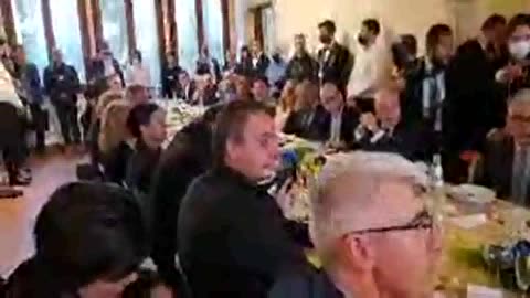 Jair Messias Bolsonaro recebe homenagem na Itália.