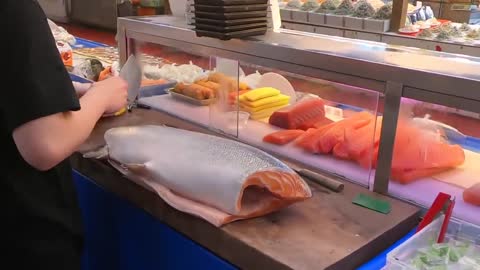 How To Fillet a Whole Salmon | Sashimi & Sushi -Taiwanese street food-7