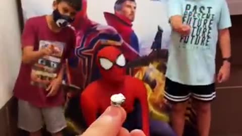 Partiu homem aranha pra sempre! hahahaha.........