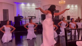 Siva Laia Afio Ane Loa Bridal Dance