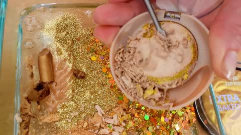 Green vs Gold - Mixing Makeup Eyeshadow Into Slime! Special Series 84 Satisfying Slime Video