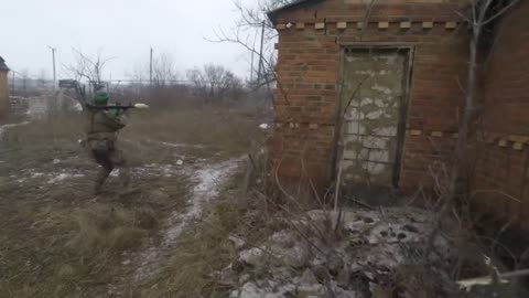 Ukraine war GoPro Combat Battle - Grenede launcher in action
