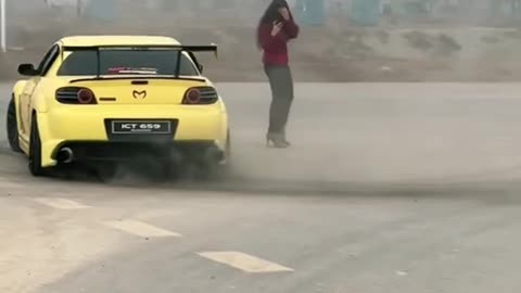Drifting With Girl Modified Cars