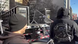 Barricades going up at the NYC Manhattan court