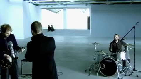 Coldplay - In My Place (2002)
