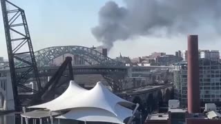 👀 Massive fire at a Metal fabricator plant with multiple explosions reported