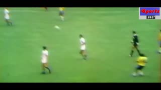 Pele -Top 10 Impossible Goals Ever