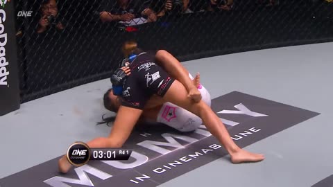 Angela Lee vs. Istela Nunes | Full Fight Replay