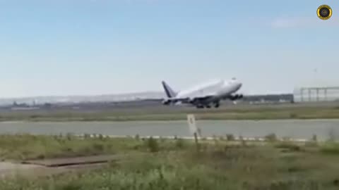 Atlas Air 747 Dreamlifter Taranto Italy loses Wheel on Take Off 11 Oct 2022