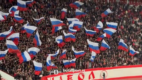 🇷🇸❤️🇷🇺Руси и Срби Браћа Заувек! Serbs chant, raising Russian flags at football match