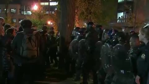 U.S. Capital Police in Riot Gear have finally arrived at the Headquarters