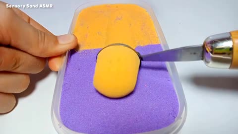 Very_Satisfying&Crunchy_Kinetic_Sand_ASMR😊Scooping&Cutting
