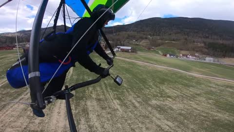 Hang gliding. Icaro Piuma landing