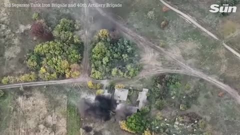 Russians flee from Ukrainian artillery and tank fire giving up their position