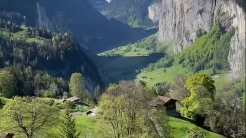 Breathtaking Train Ride in Switzerland🇨🇭 Lauterbrunnen Valley, Switzerland