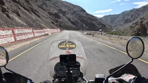 ROOF OF INDIA - DAY 10. RIDE TO LEH