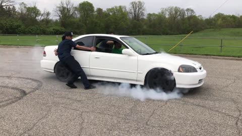 How To Do A FWD BURN OUT!