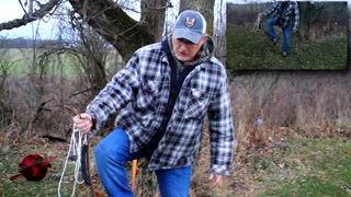 Stringing Trad Bows the Correct Way #bowhunting #deerhunting #traditional #tradbow