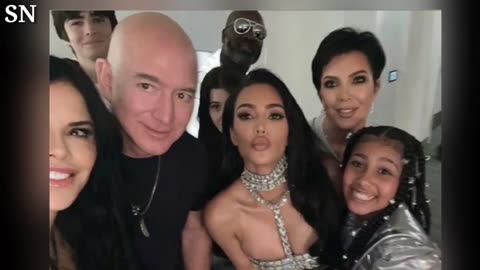 Kim Kardashian Hangs Out with Jeff Bezos at Beyoncé’s Birthday Show in Los Angeles