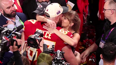 Kelce and Swift celebrate after Super Bowl win