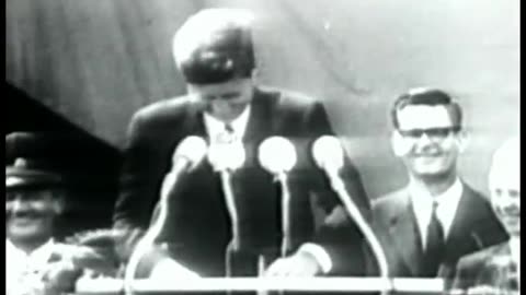 President John F. Kennedy _I Am a Berliner_ Speech at Berlin Wall 480