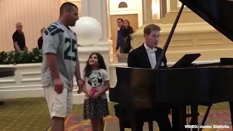 Man goes viral after video shows him singing at Disney's Grand Floridian resort