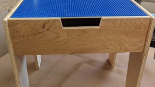 LEGO assembly table