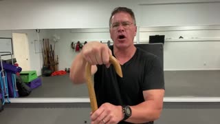 Simple self defense tools - how to use your self defense walking cane