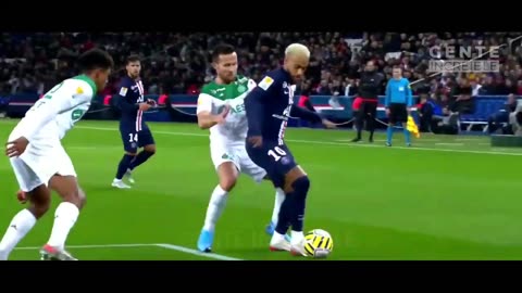 SnapSave.io-Neymar Jr vs Vinicius Jr vs Kylian Mbappé ► Skills Battle ● Who's the most skillful