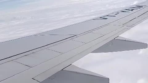 Plane flying 🤣🤣🤣