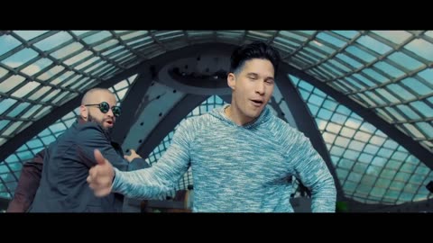 Chino y Nacho - Andas En Mi Cabeza ft. Daddy Yankee (Video Oficial)