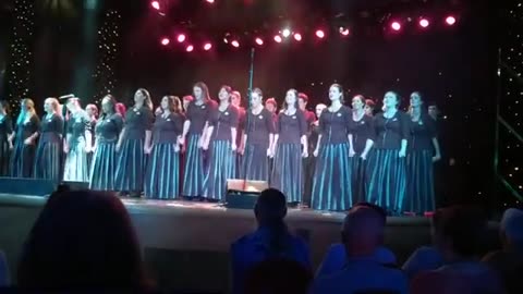 New Zealand Youth Choir traditional Maori song