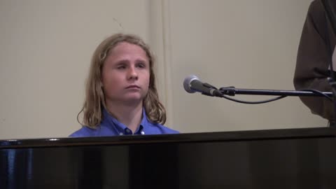 Blind Boy Sings “You Raise Me Up” at Mother’s Memorial