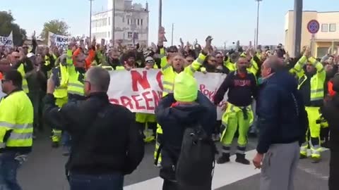 PROTESTING Dock workers from Trieste, Italy - No green pass