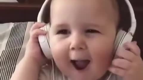 Small cutie pie baby singing song. Very cute, adorable baby