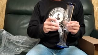 Black Leaf Straight Ice 4-Arm Percolator Bong (Unboxing / Review)