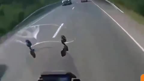 Motorcyclist's Close Call: A Painful Reminder to Stay Alert!