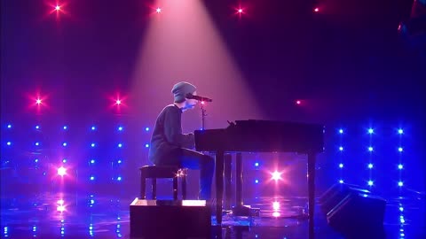 Best Blind Auditions Daniel Shaw sings “Beneath Your Beautiful - 2019