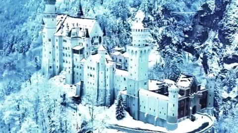 -Beauty in the snow, fairy tale world, Neuschwanstein Castle