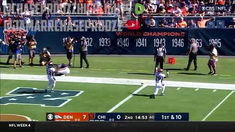 D.J. Moore Hauls in an INCREDIBLE CATCH For the TD